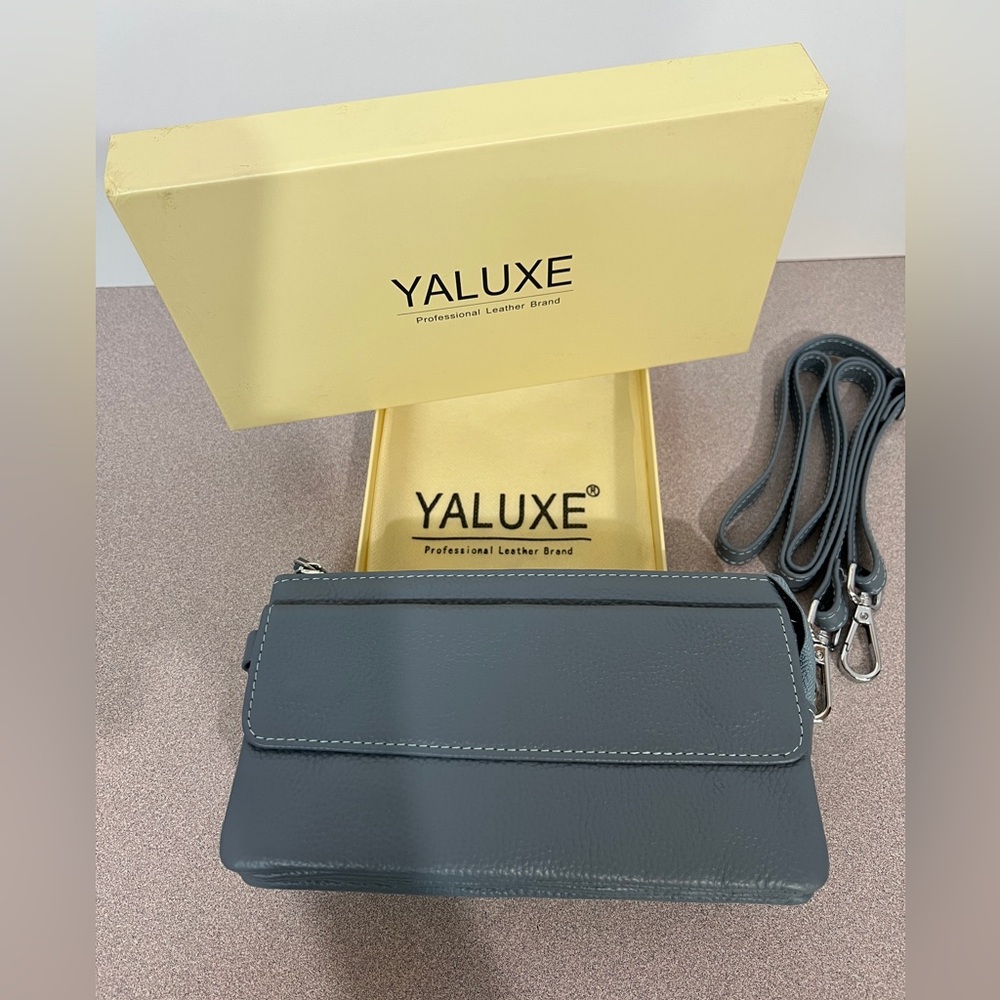 Blue crossbody bag by Yaluxe.